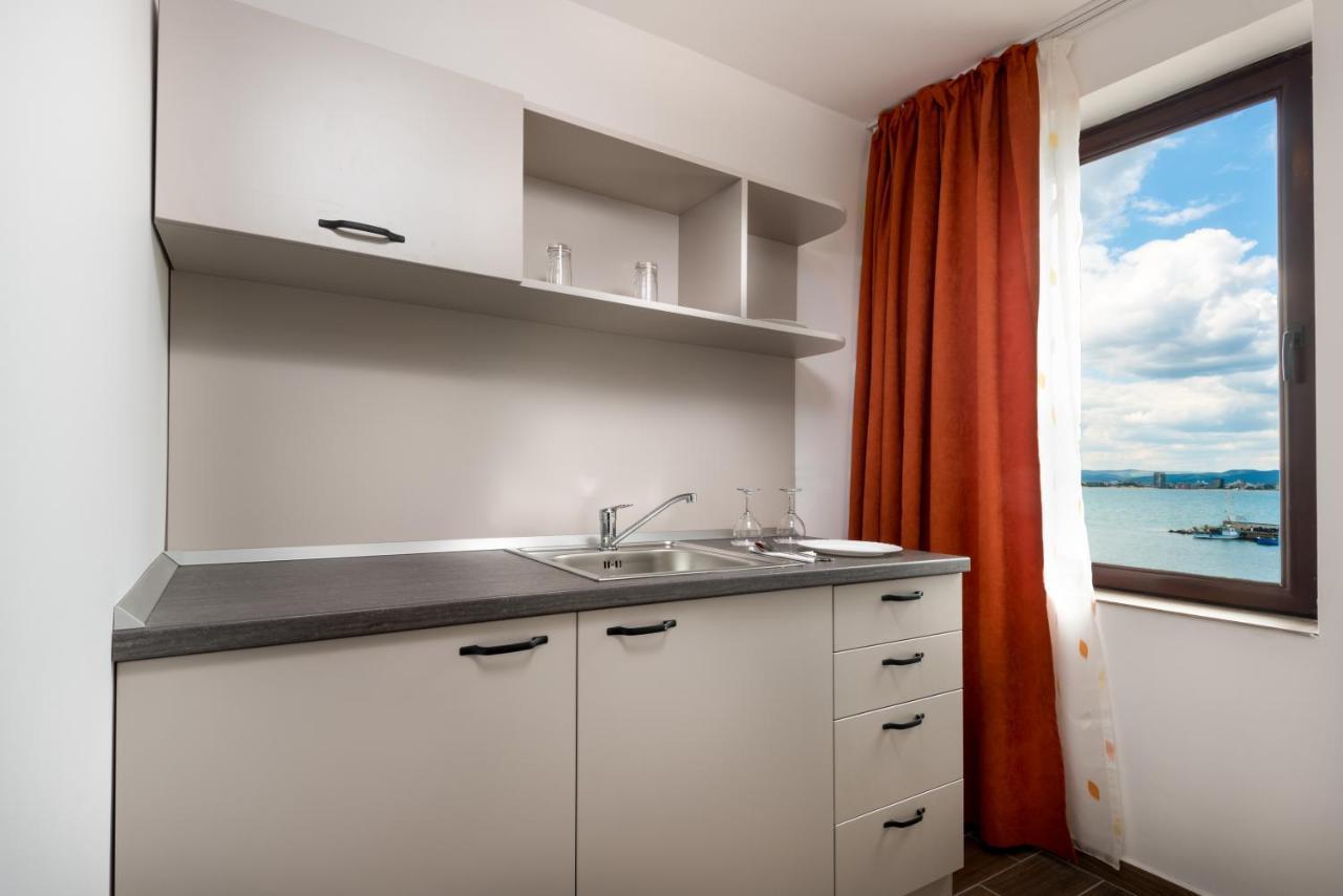 Panorama Blue Family Hotel And Free Parking Νεσέμπαρ Εξωτερικό φωτογραφία