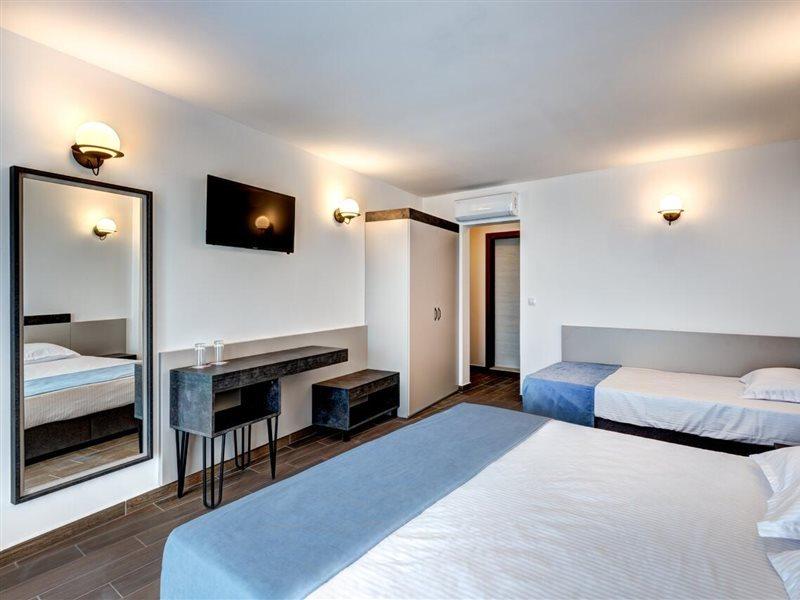 Panorama Blue Family Hotel And Free Parking Νεσέμπαρ Εξωτερικό φωτογραφία