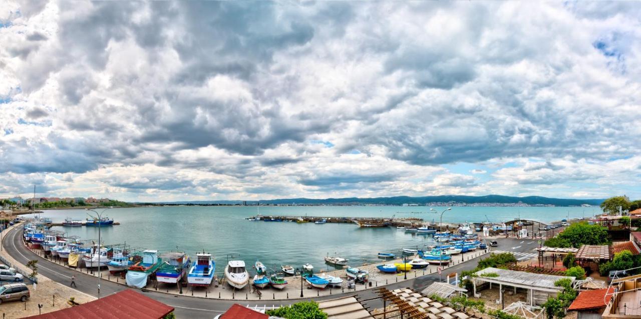 Panorama Blue Family Hotel And Free Parking Νεσέμπαρ Εξωτερικό φωτογραφία