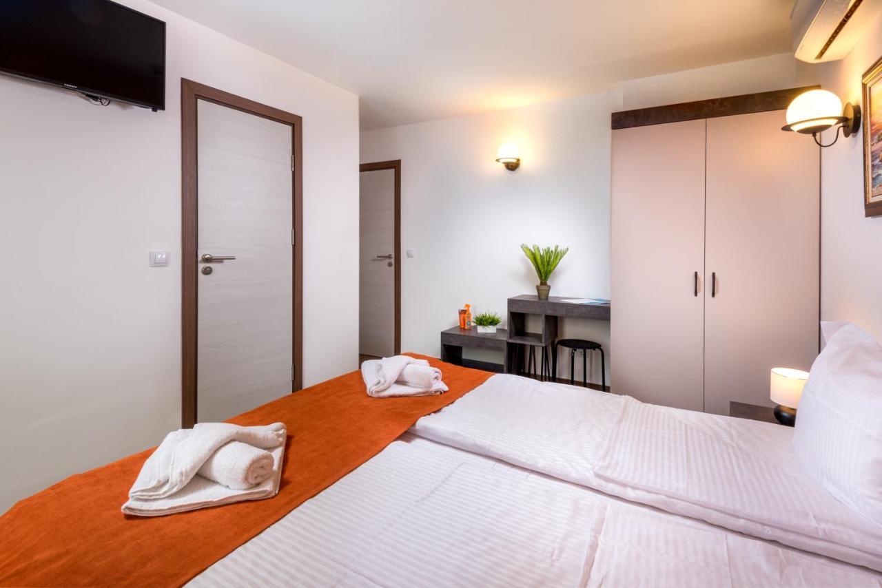Panorama Blue Family Hotel And Free Parking Νεσέμπαρ Εξωτερικό φωτογραφία